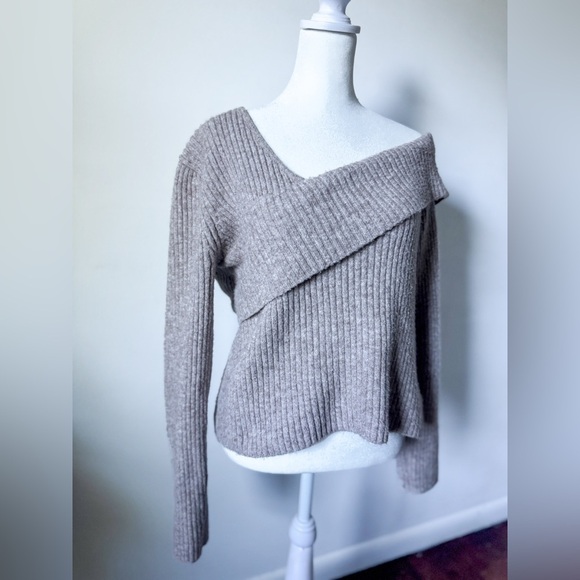 ASTR Assymetric Foldover One Shoulder Rib Sweater - Picture 8 of 12